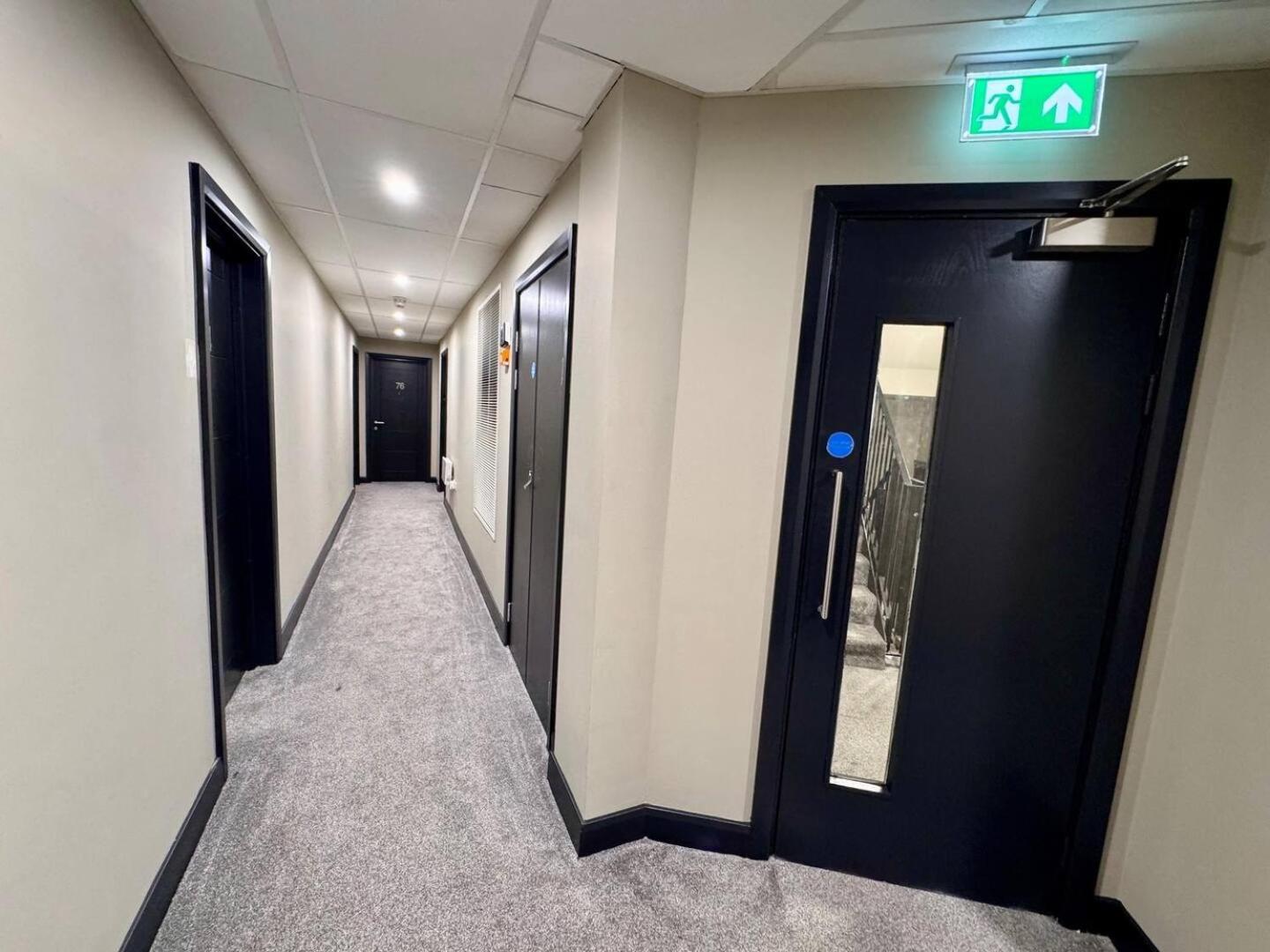 Modern City Apartment - Sleeps 4 & Walk To Arena Leeds  Ngoại thất bức ảnh